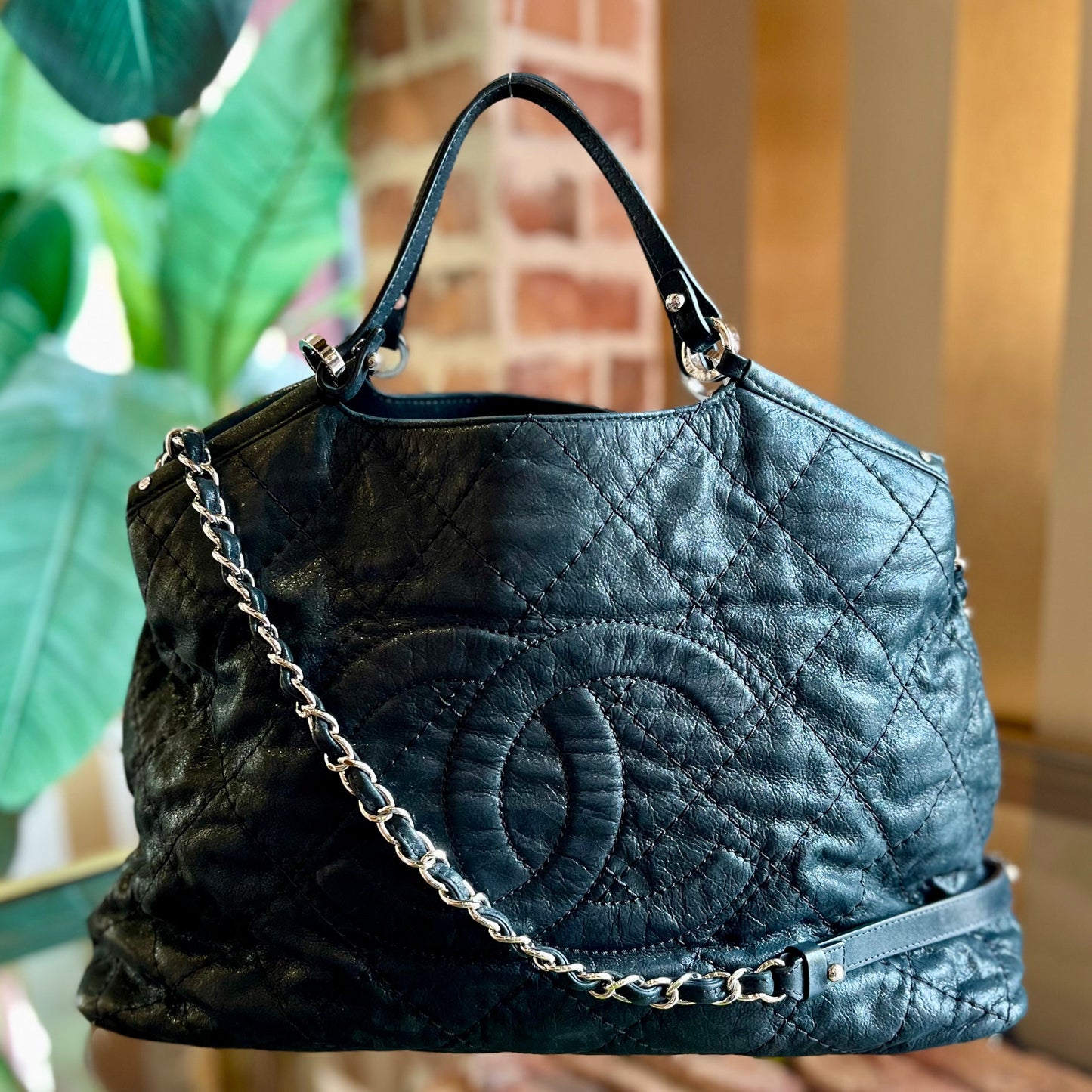 CHANEL Black Iridescent Sea Hit CC Two Way Tote ADI1146
