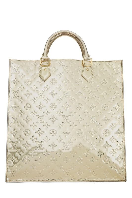 Louis Vuitton, Gold Monogram Miroir Sac Plat, Gold