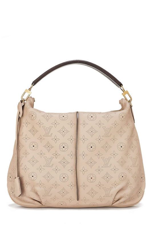 Louis Vuitton, Beige Monogram Mahina Selene MM, Beige