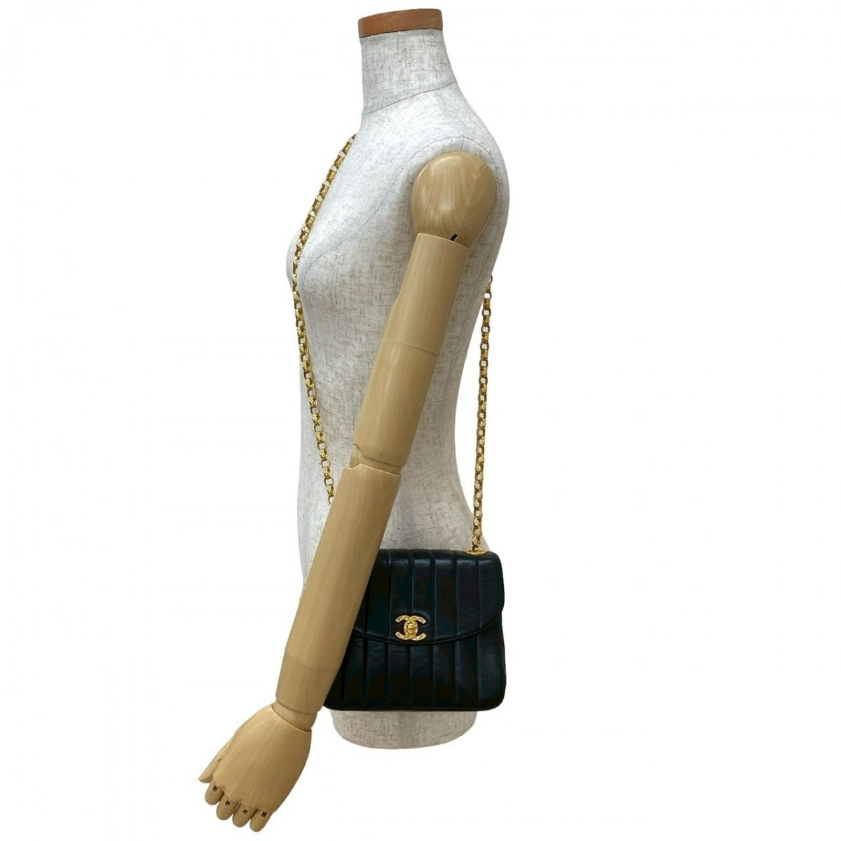 CHANEL Shoulder Bag lambskin black