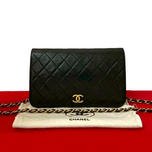 CHANEL Shoulder Bag lambskin black Matrasse