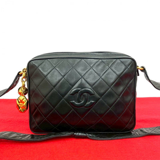 CHANEL Shoulder Bag lambskin black Matrasse