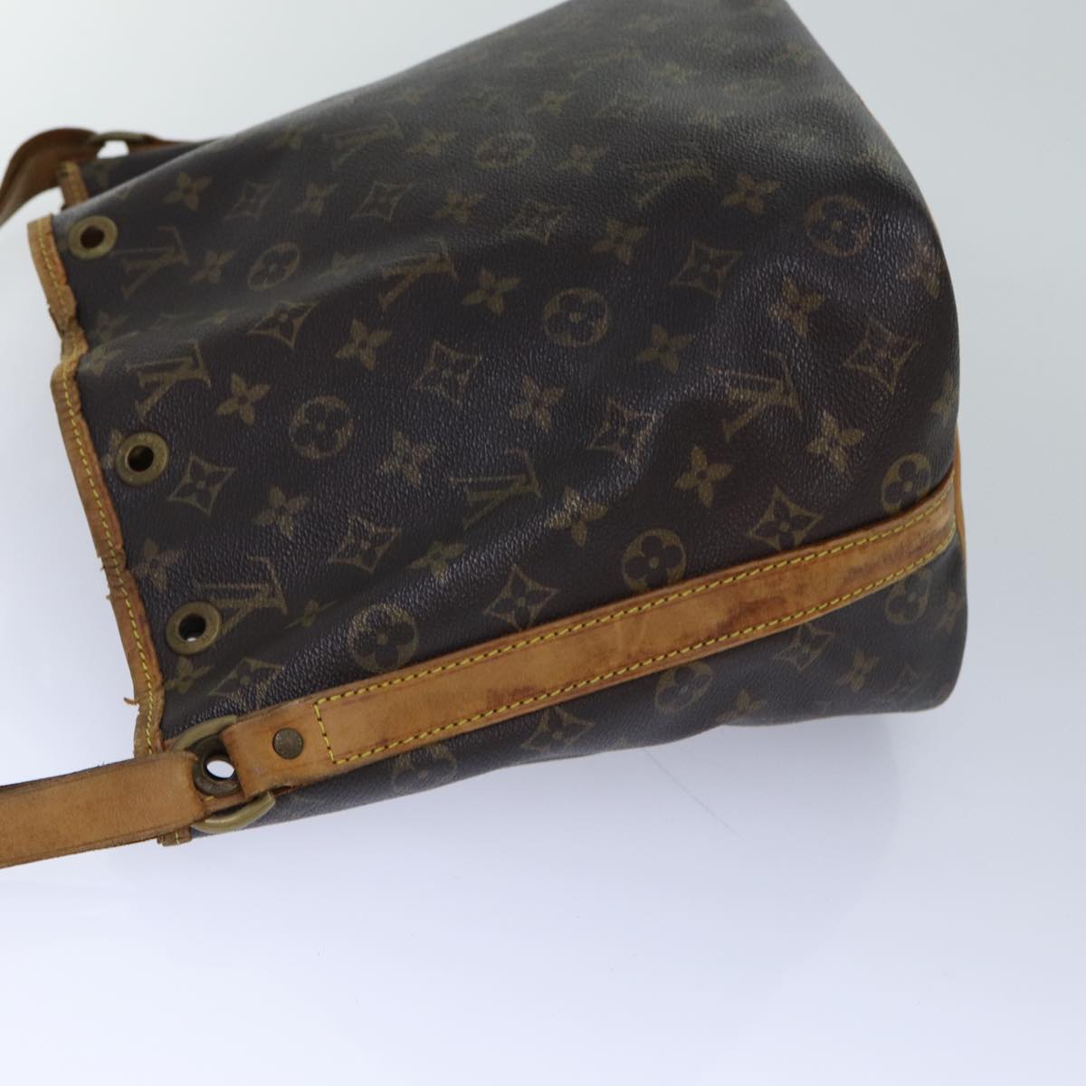 LOUIS VUITTON Monogram Petit Noe Shoulder Bag M42226 LV Auth 82556