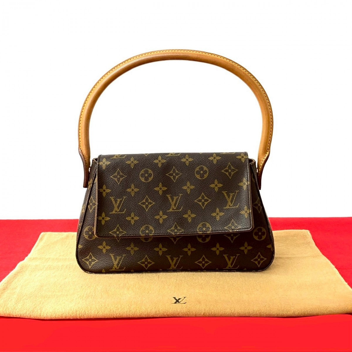 LOUIS VUITTON Handbag leather Brown Monogram Looping