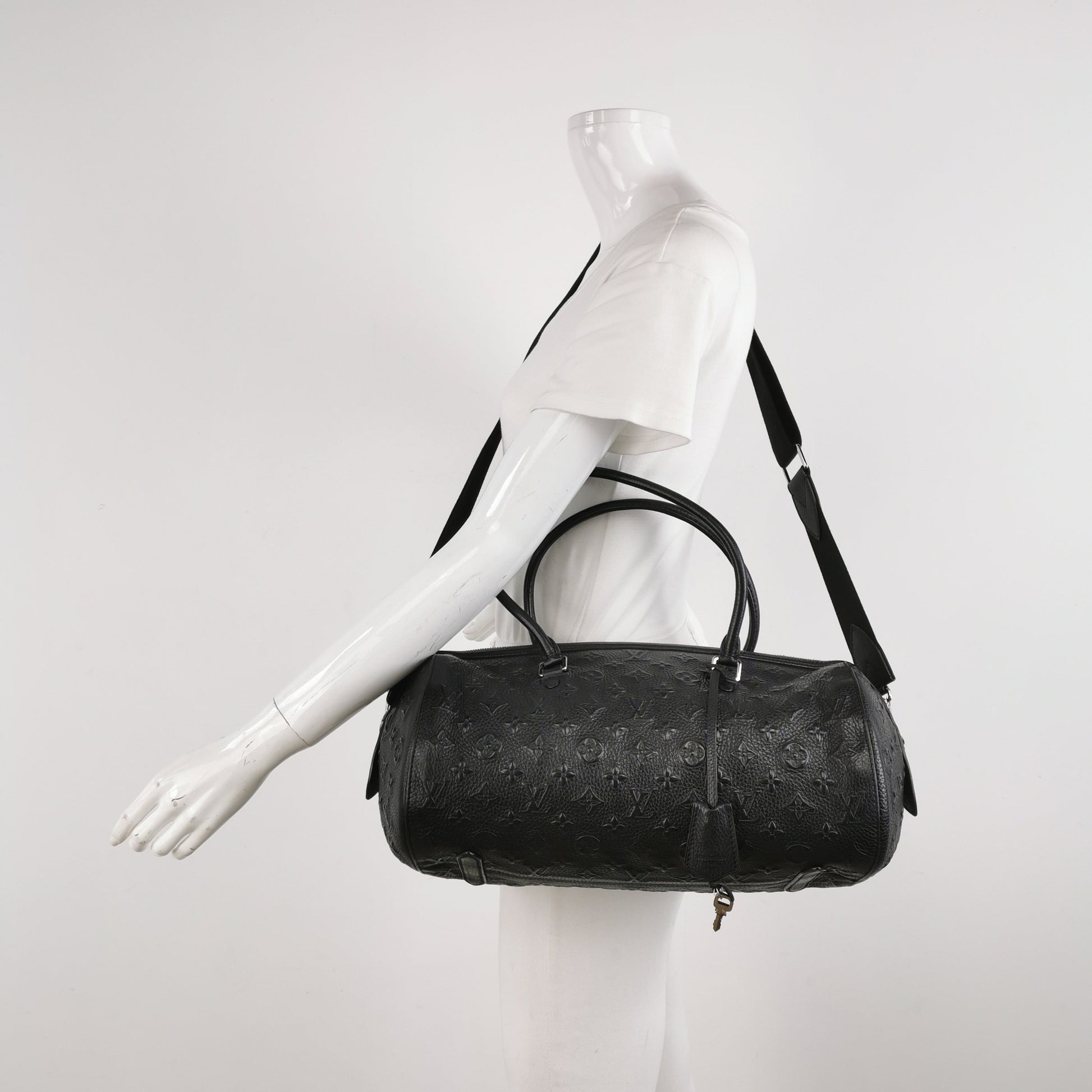 Louis Vuitton Neo Papillon Revelation GM Black Leather Shoulder Bag with Strap
