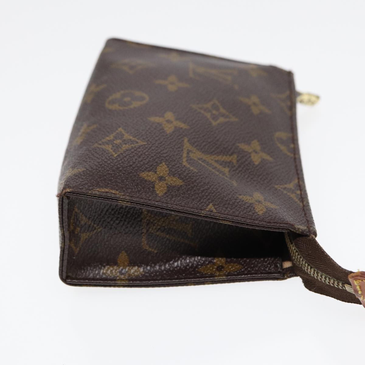 LOUIS VUITTON Monogram Poche Toilette 15 Pouch LV Auth
