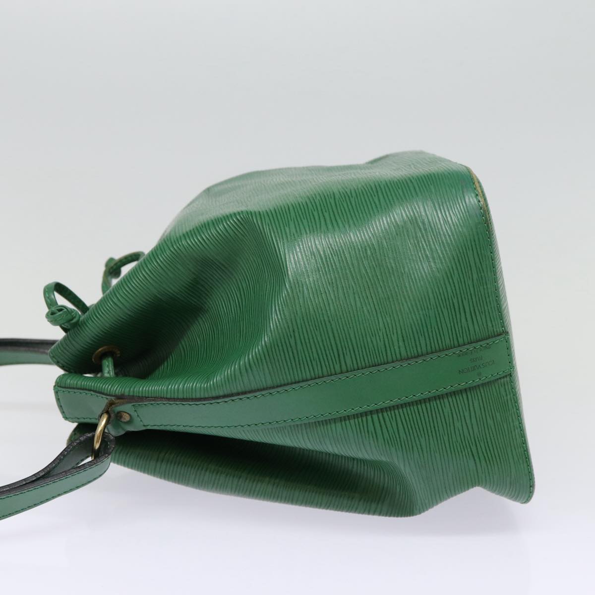 LOUIS VUITTON Epi Petit Noe Shoulder Bag Green LV Auth