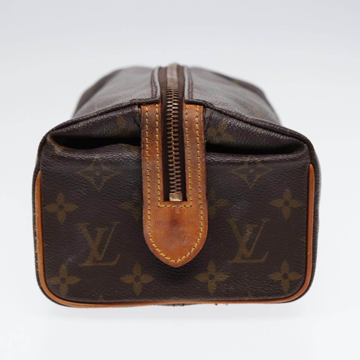 LOUIS VUITTON Monogram Trousse Patte Pression Cosmetic Pouch M47636 Auth 85071