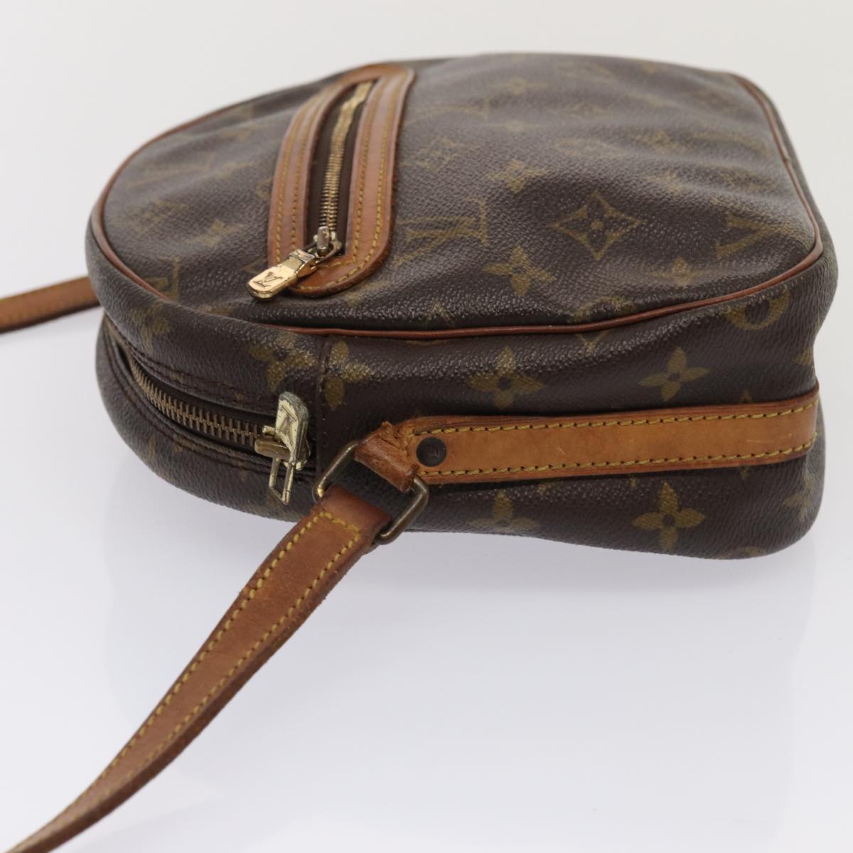 LOUIS VUITTON Monogram Senlis Shoulder Bag LV Auth