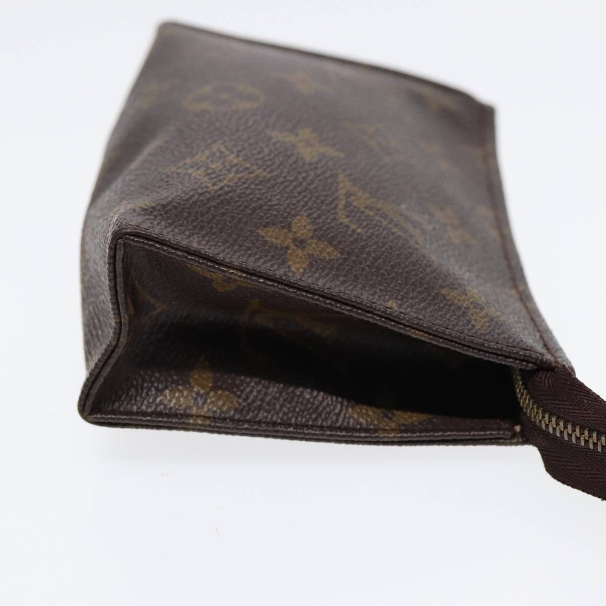 LOUIS VUITTON Monogram Poche Toilette 15 Pouch LV Auth
