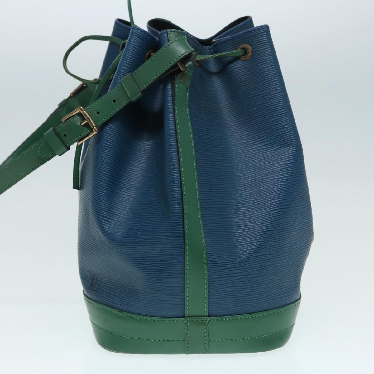 LOUIS VUITTON Epi Noe Shoulder Bag Bicolor color Green Blue LV Auth