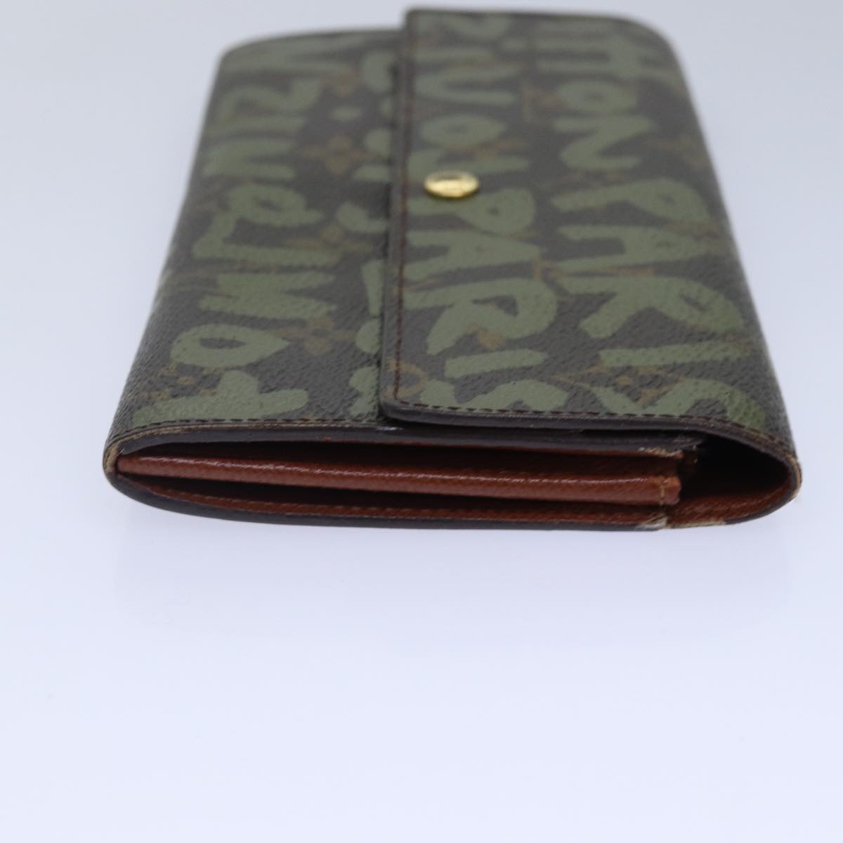 LOUIS VUITTON Monogram Graffiti Porte Monnaie Credit Khaki LV Auth Handbag