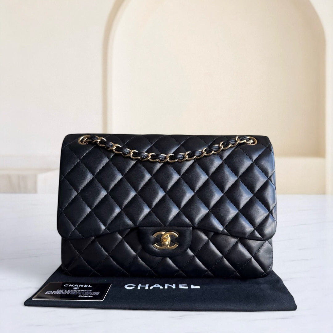 Chanel Classic Flap Jumbo - Double Flap Quilted Lambskin Black Gold Hardware Series 17