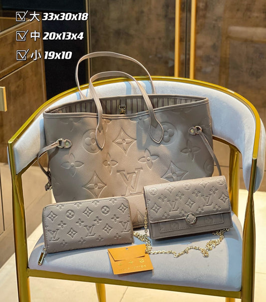 Louis Vuitton Neverfull Handbag Sets