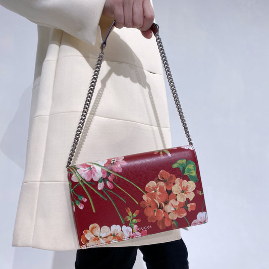 Gucci Lou Chain Shoulder Bag