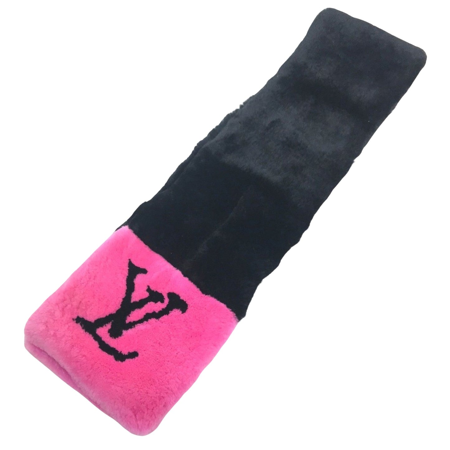 LOUIS VUITTON Scarves