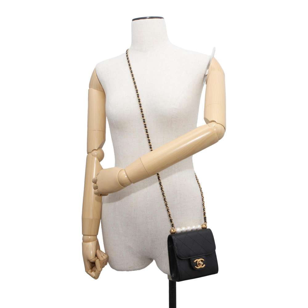 Chanel Matelassé Shoulder Bag - Lynora Bags