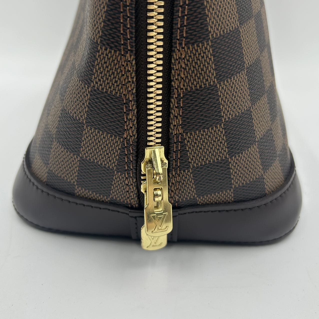 LOUIS VUITTONDamier Arma