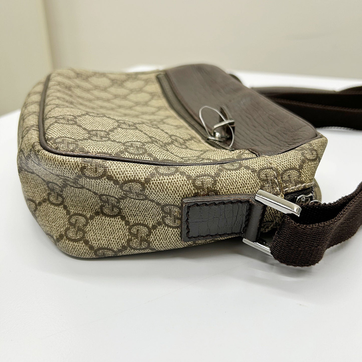 Gucci Beige Brown Shoulder Bag gu5516ff