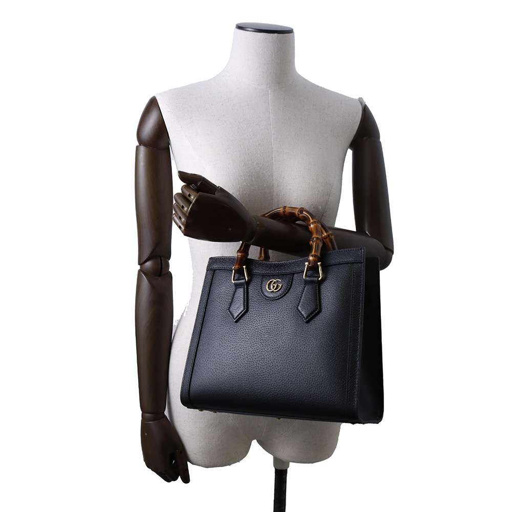 Gucci Leather Shoulder Bag