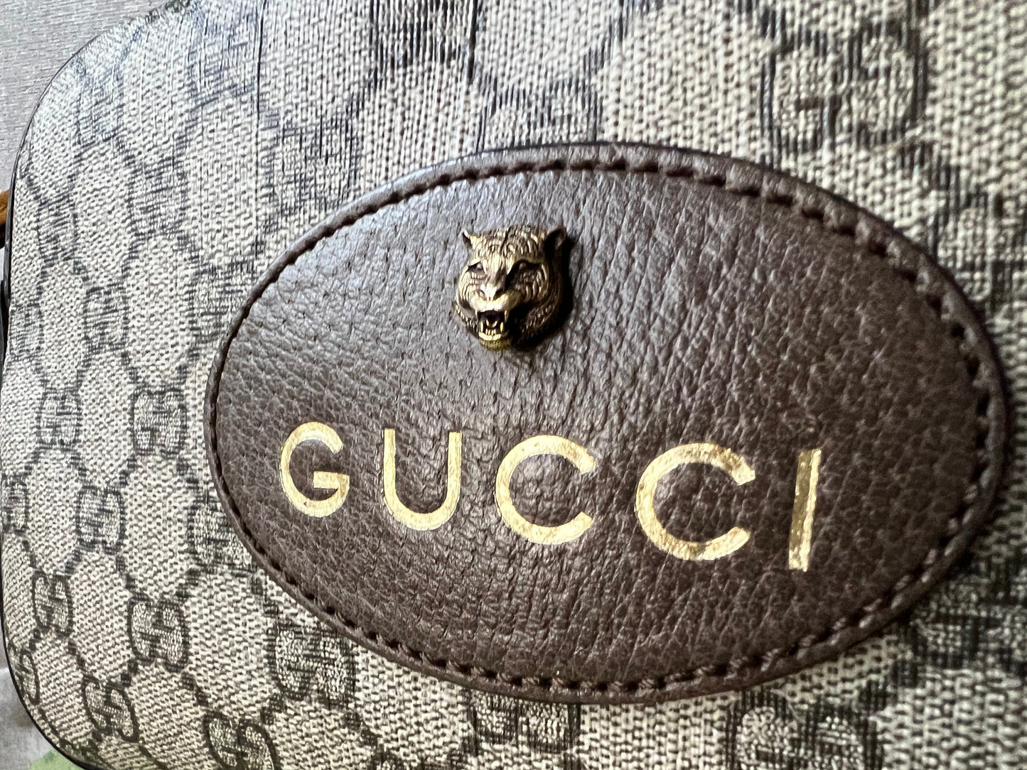Gucci Neo  GG Supreme Messenger Bag (RRP £1060)