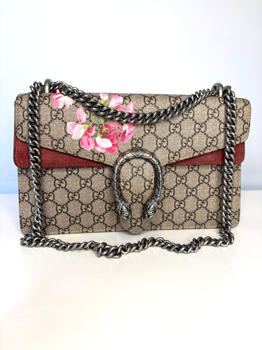 Gucci Chain Canvas Shoulder Bag