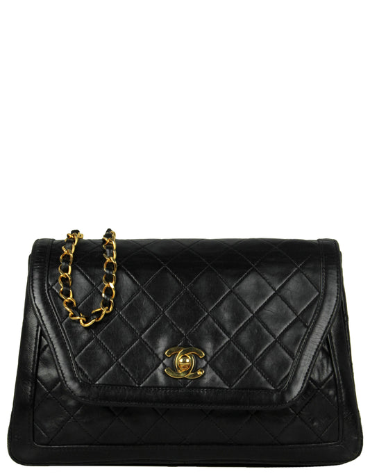 Chanel 1990s Navy Lambskin Quilted CC Tiwstlock Flap Bag
