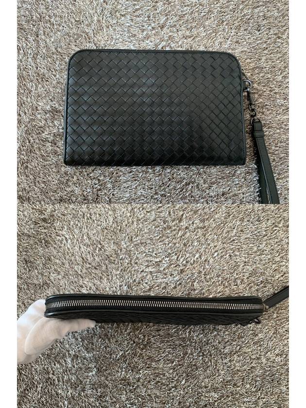 Luxury Bottega Veneta Luxury Bottega Veneta black clutch bag