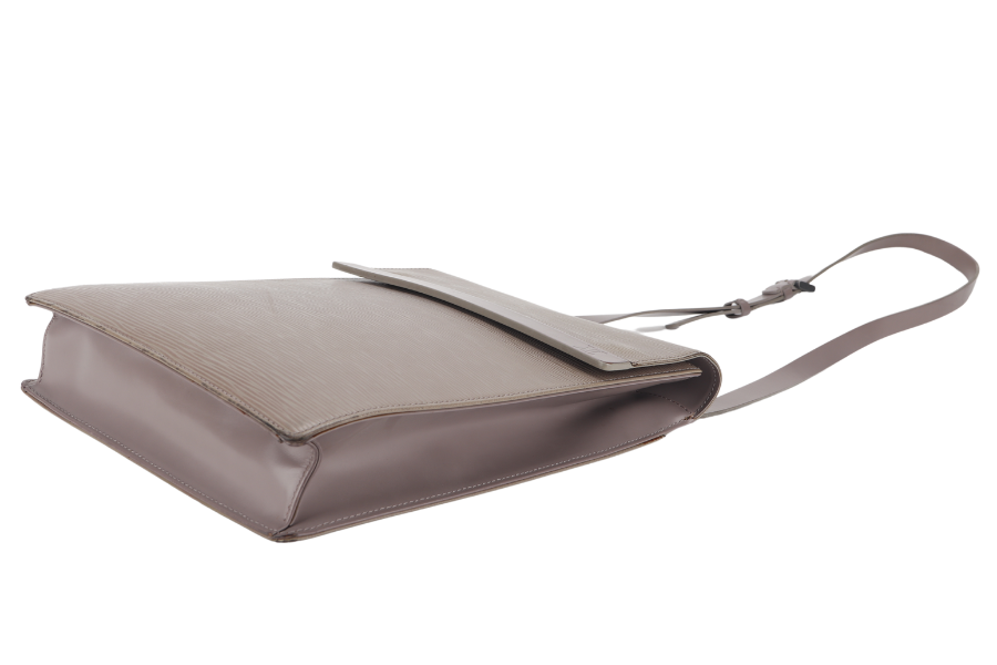 LOUIS VUITTON RAMATUELLE EPI LEATHER MESSENGER LILAC NO DUST COVER Handbag