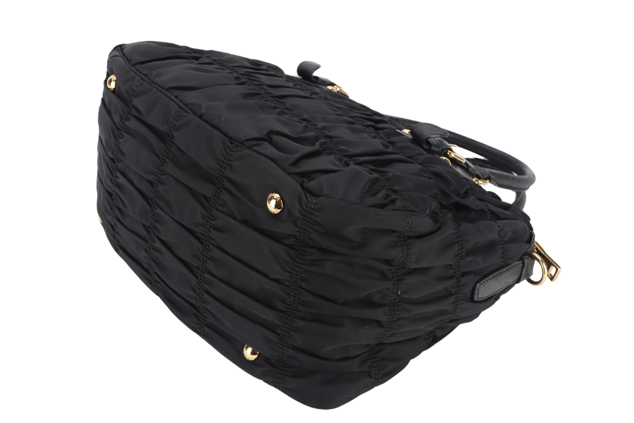 PRADA TESSUTO GAUFRE NYLON NERO (IBA 336) WITH STRAP