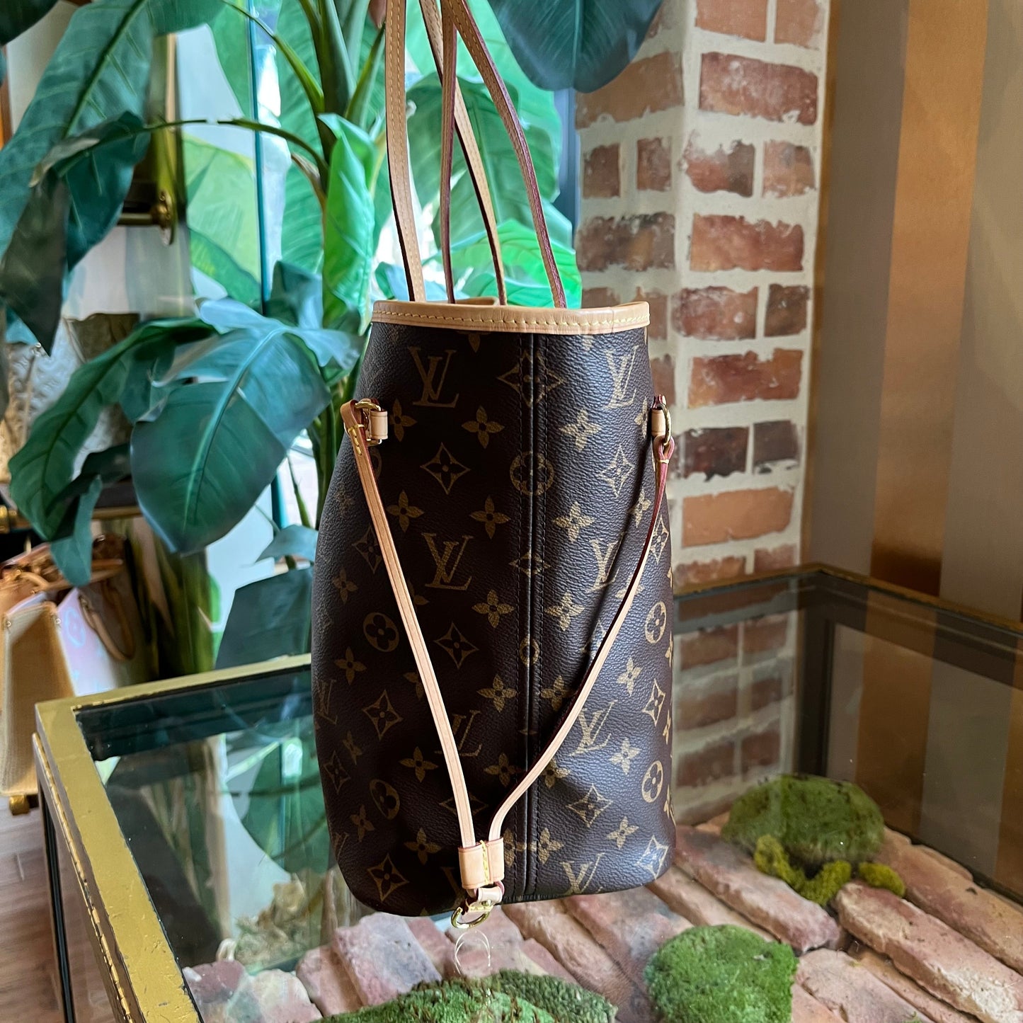 LOUIS VUITTON Neverfull MM Cherry Monogram Tote