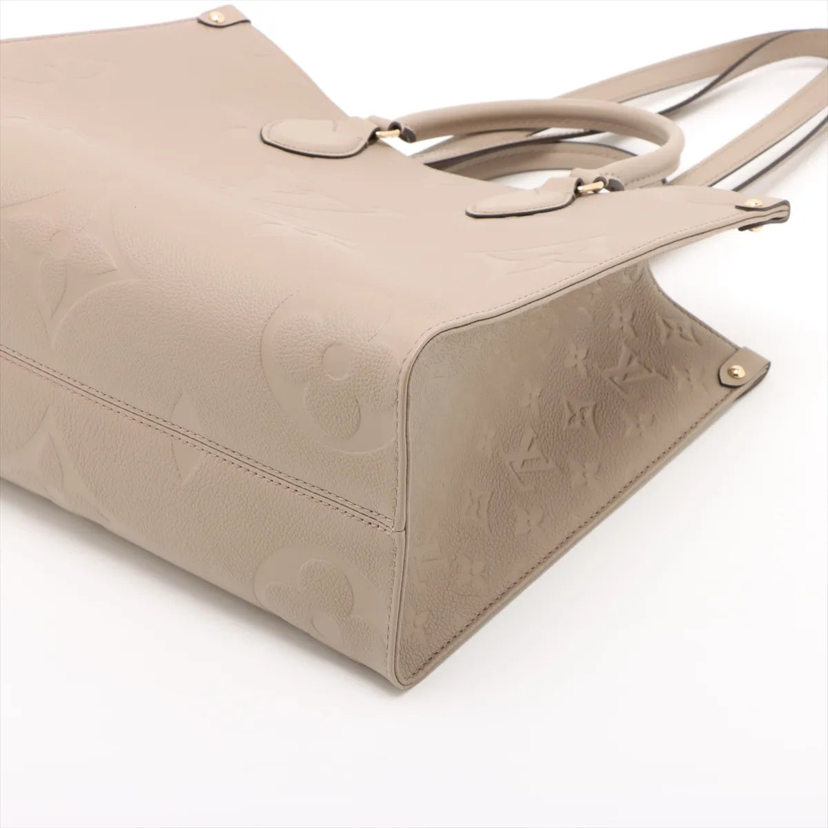 Louis Vuitton Beige Monogram Empreinte Leather OnTheGo MM Clearance Sale