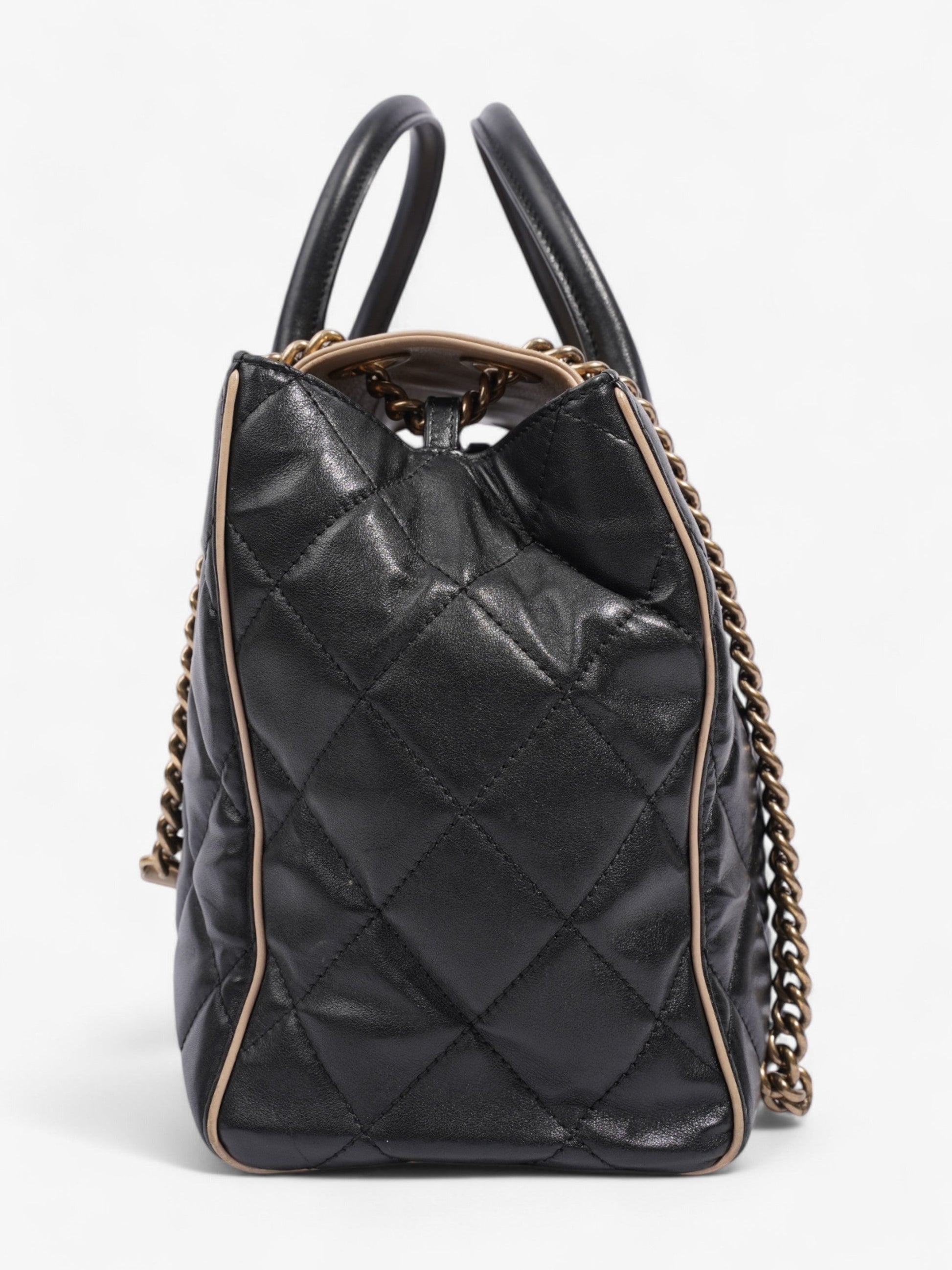 Chanel Portobello Tote Black / Beige Lambskin Leather Small