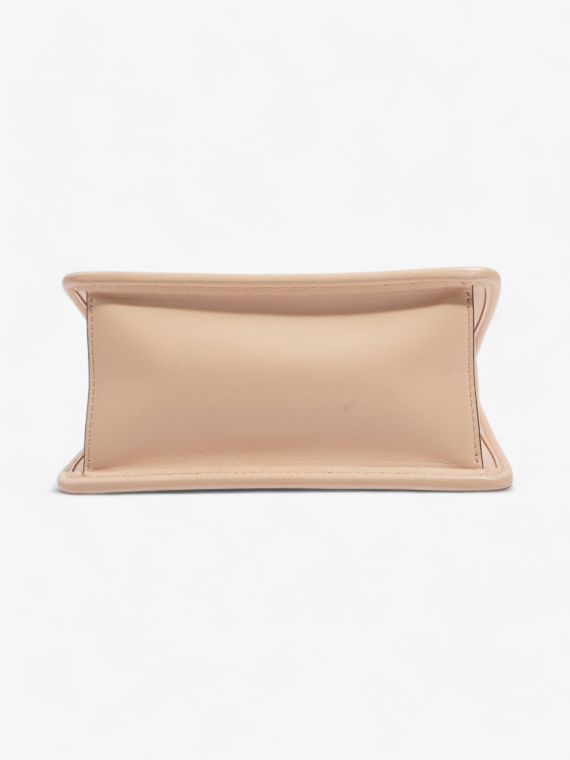 Fendi Fendi Kan Beige Leather