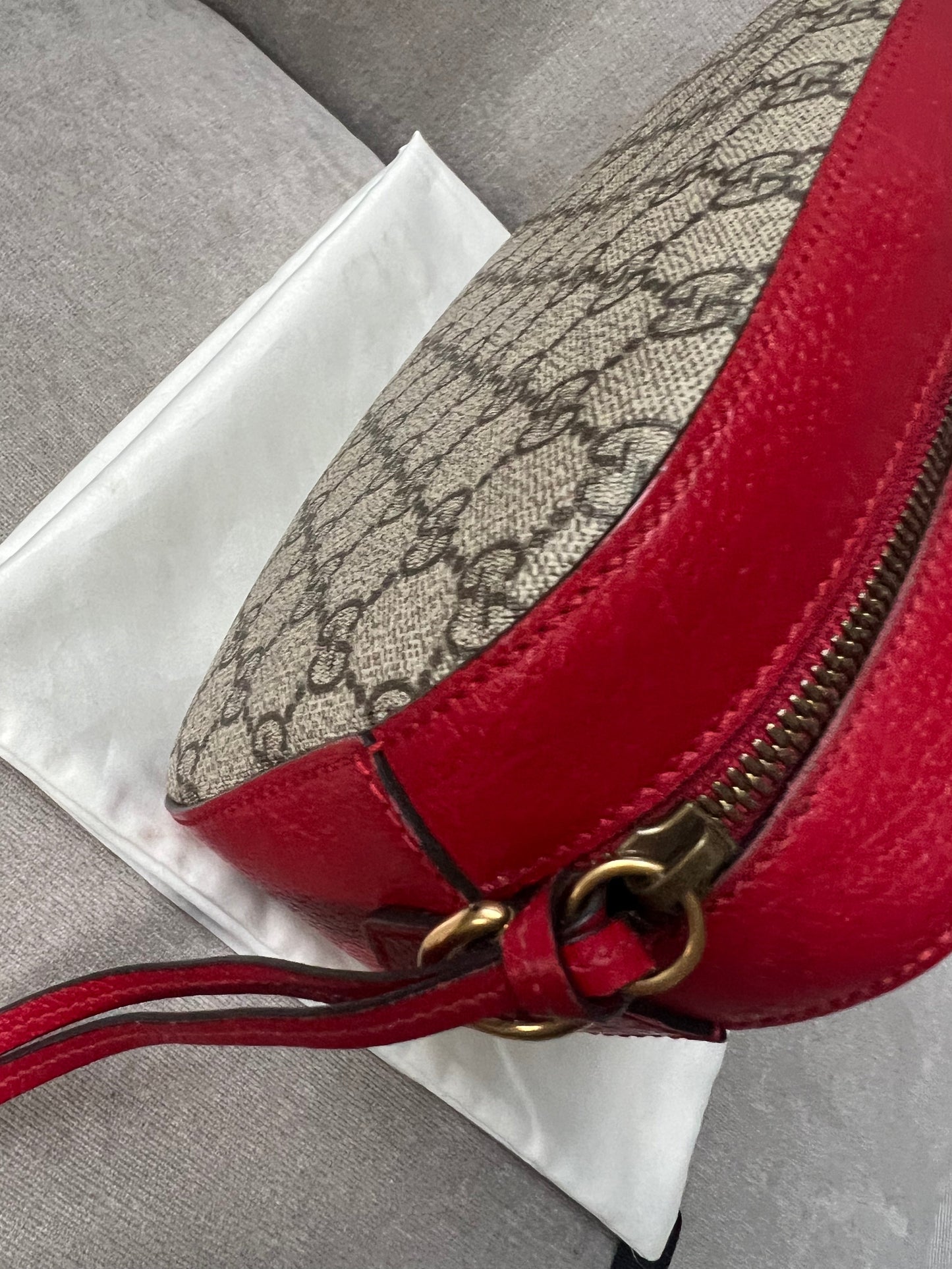 Gucci Neo  GG Supreme Messenger Bag (RRP £1060)