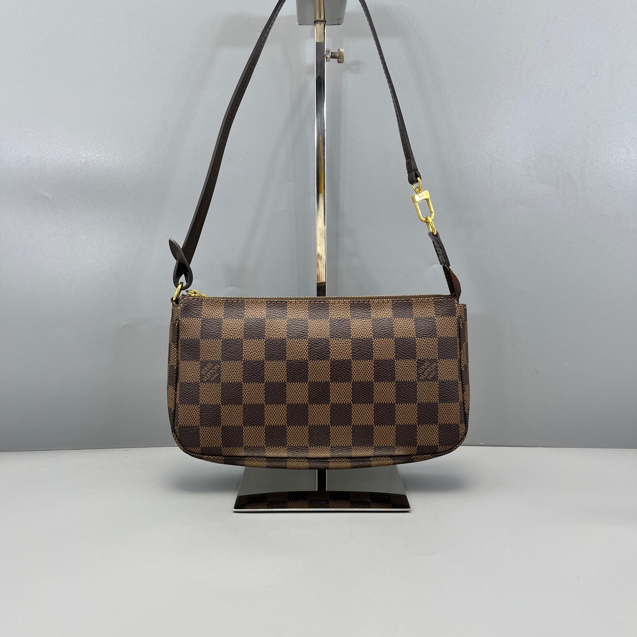LOUIS VUITTONhobo bag