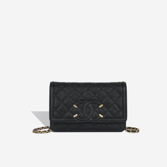 Chanel Filigree Wallet on Chain