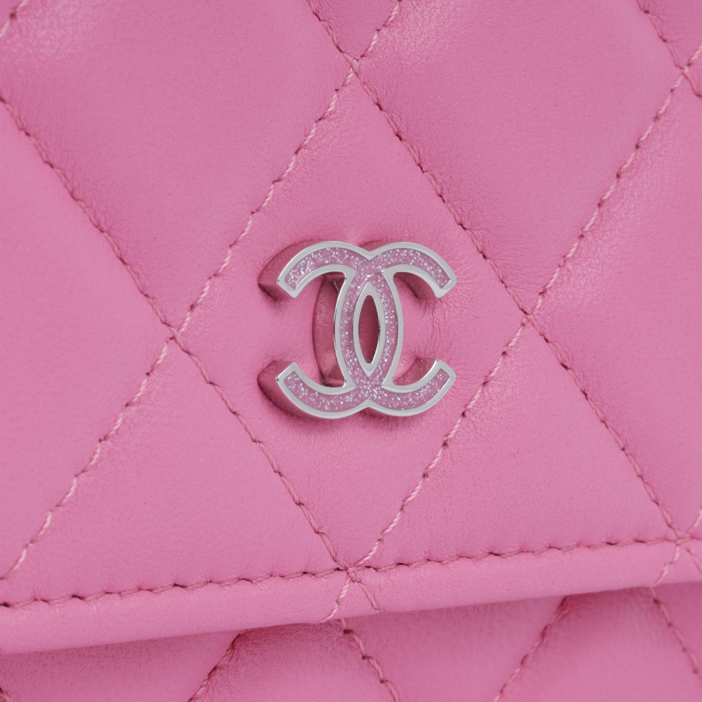 Chanel Classic Wallet On Chain