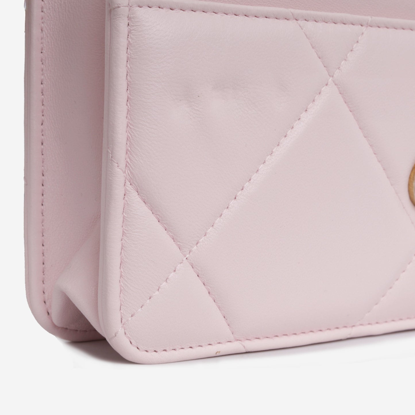 Chanel Chanel 19 WOC