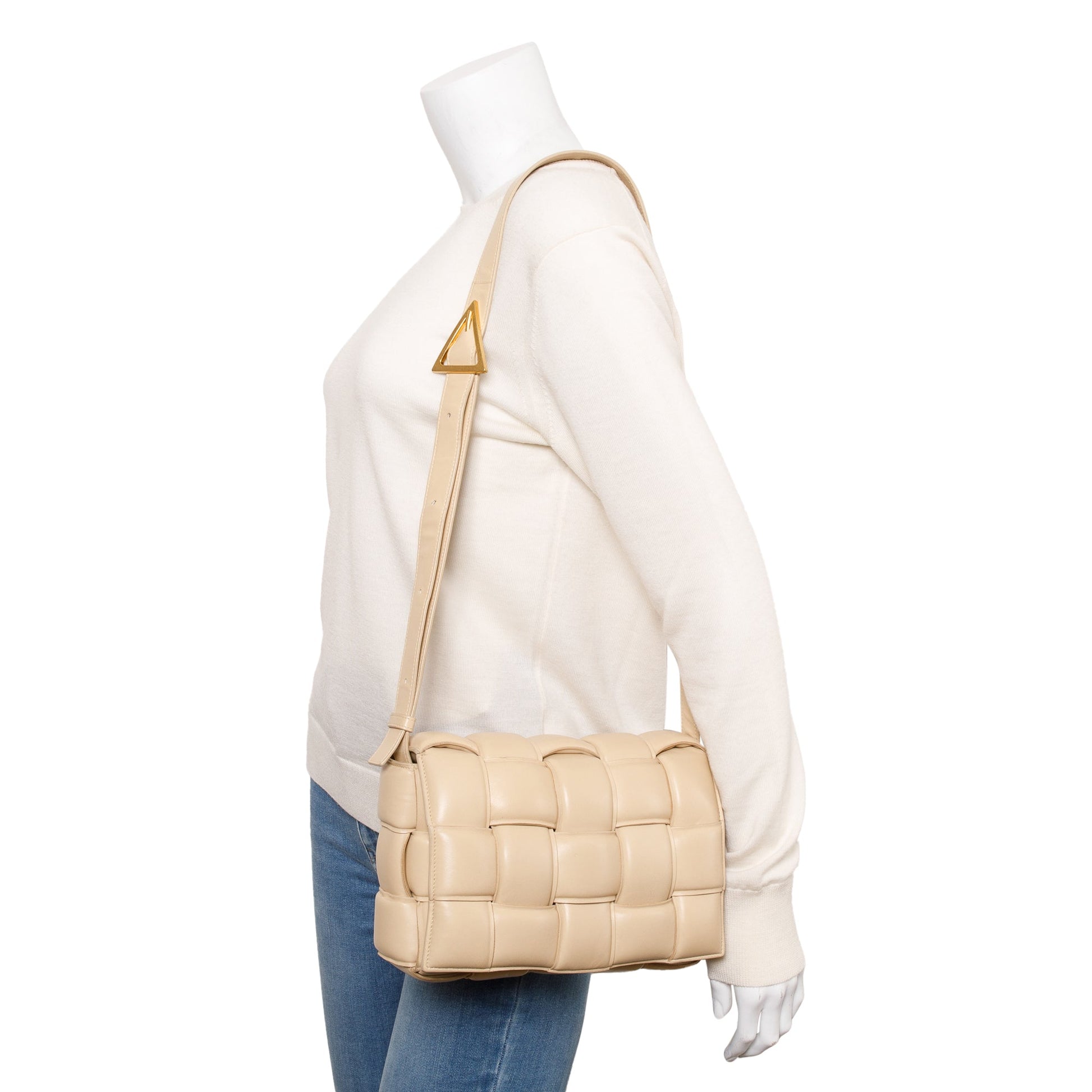 Bottega Veneta Beige Lambskin Leather Classic Padded Cassette Bag