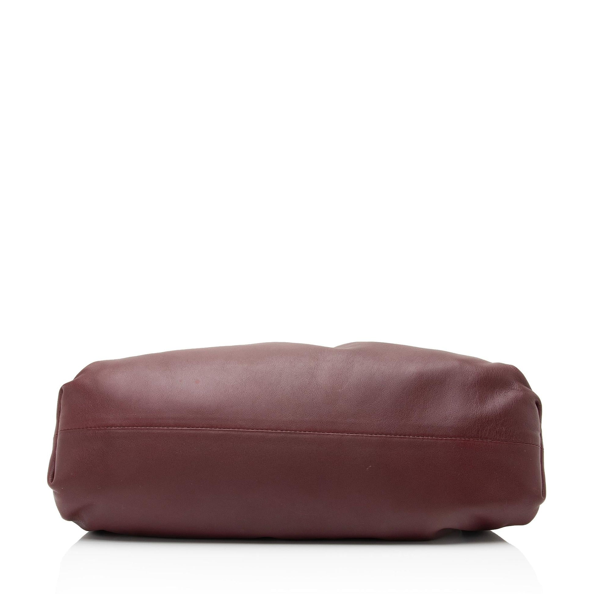 Luxury Bottega Veneta Calfskin The Pouch Clutch (SHF-cWyZ85)