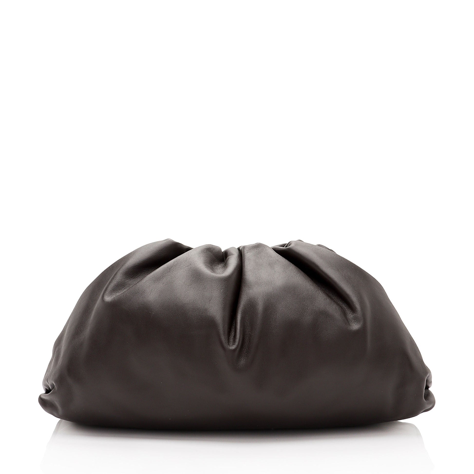 Luxury Bottega Veneta Calfskin The Pouch Clutch (SHF-3lPp9s)