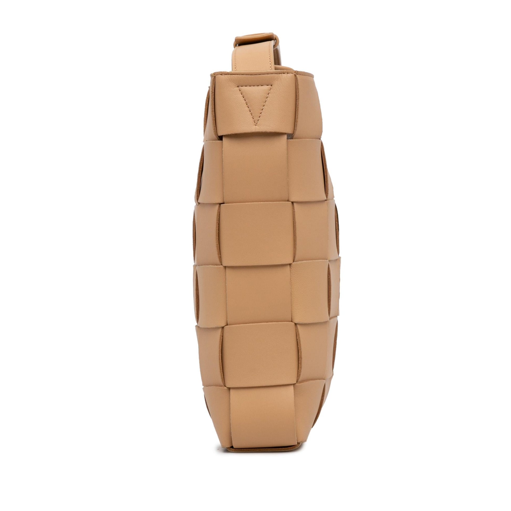 Luxury Bottega Veneta Intrecciato Cassette Crossbody Bag (SHG-QUNXui)