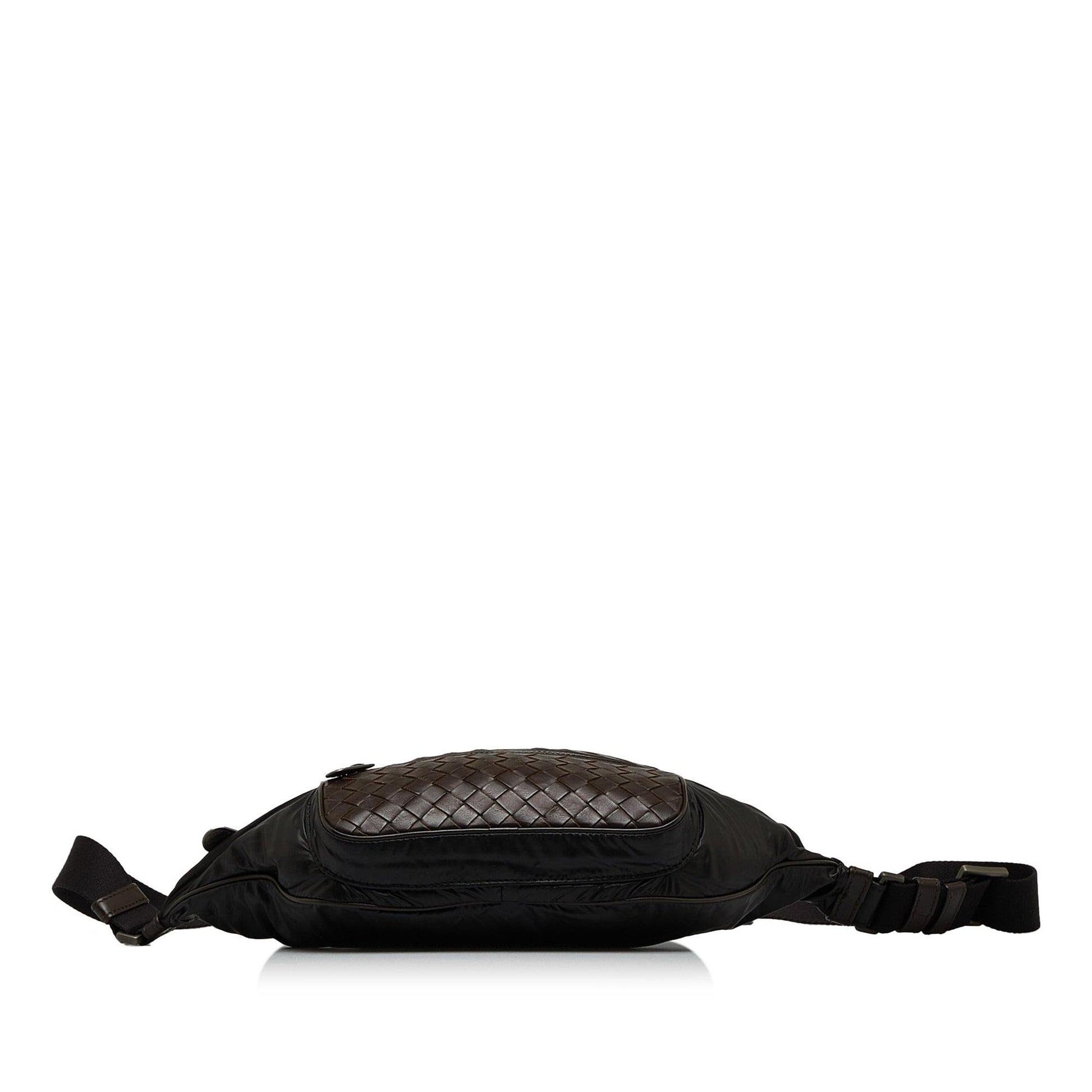 Luxury Bottega Veneta Intrecciato Nylon Belt Bag (SHG-)