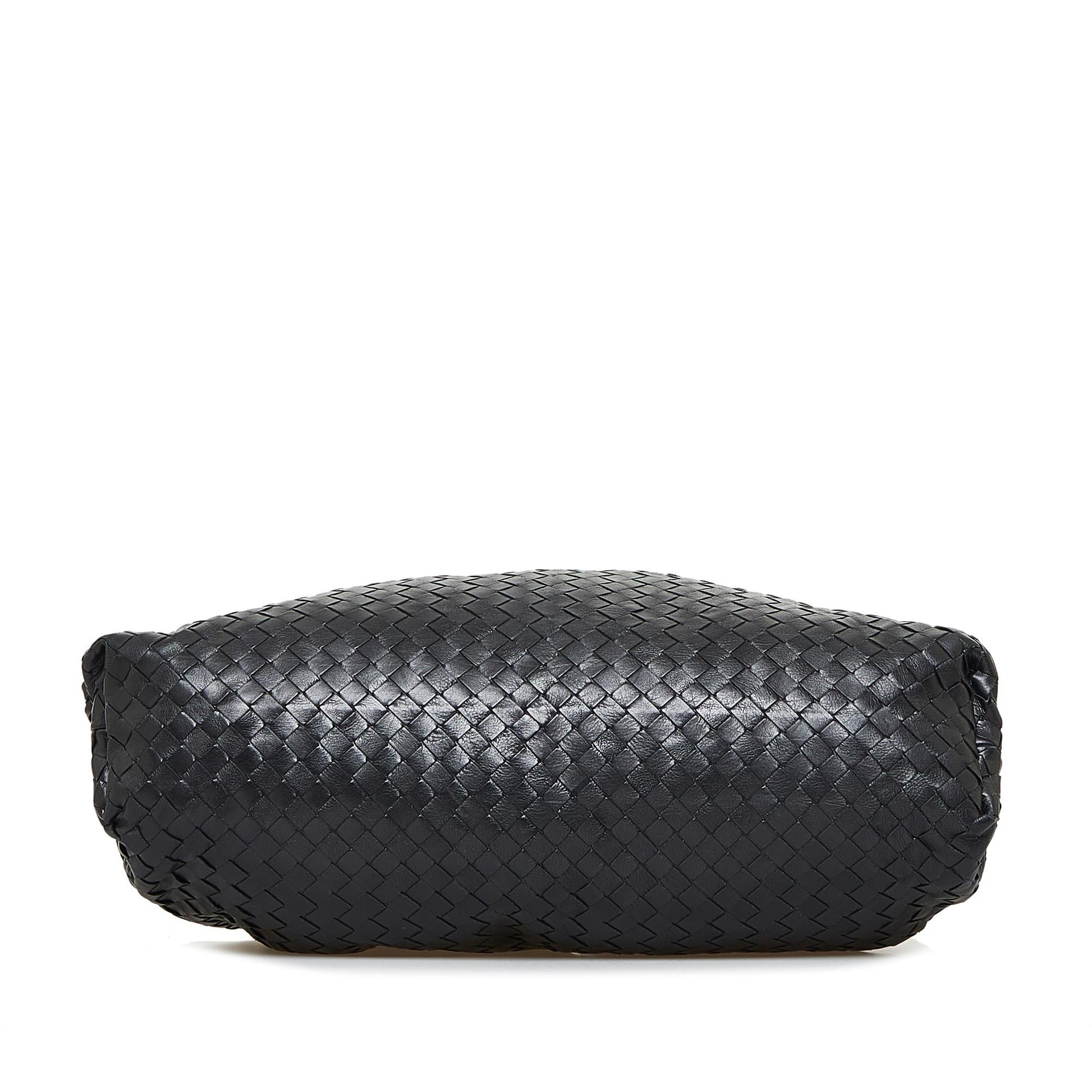 Luxury Bottega Veneta Intrecciato The Pouch Clutch (SHG-WfhKFE)