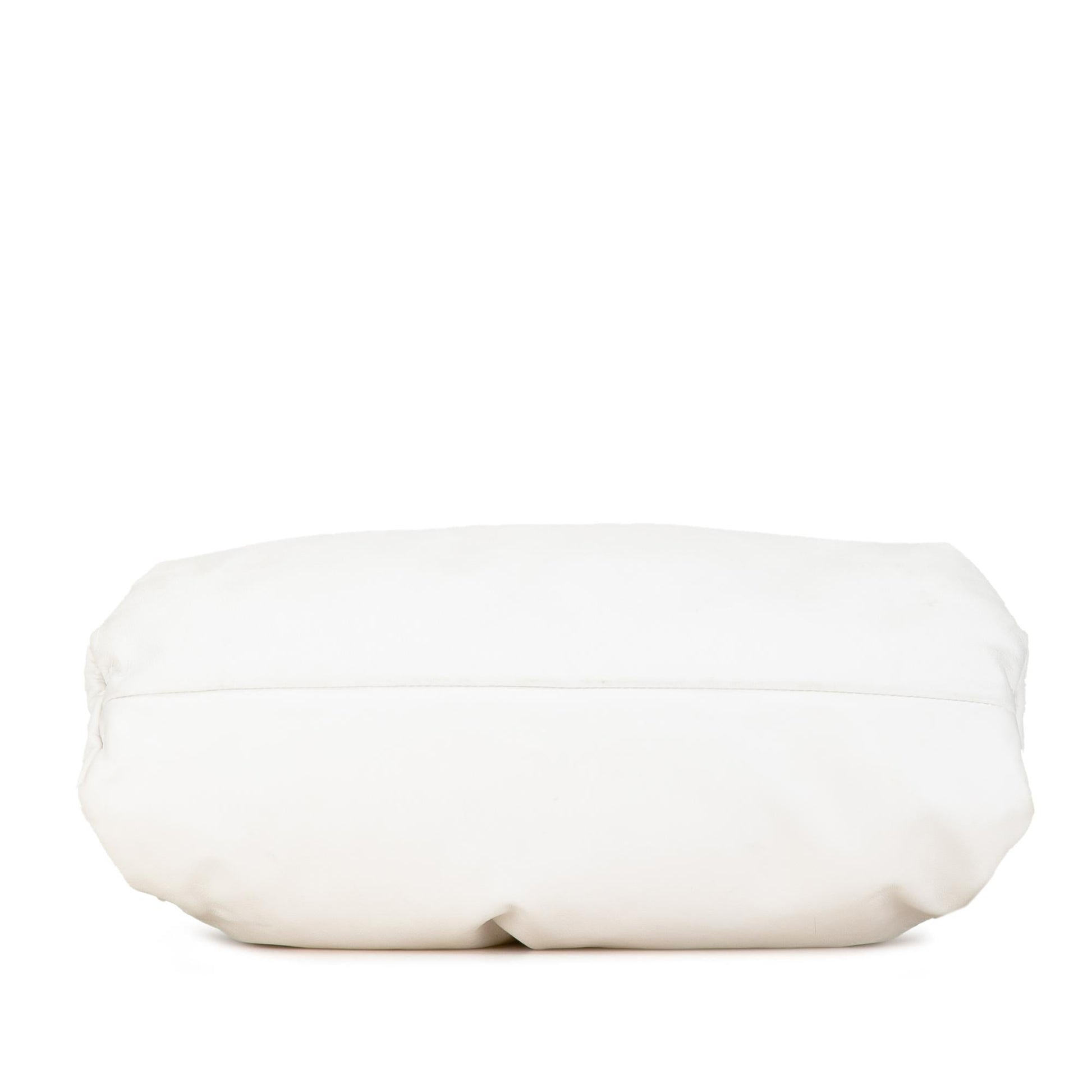 Luxury Bottega Veneta Lambskin The Shoulder Pouch (SHG-WieZqa)