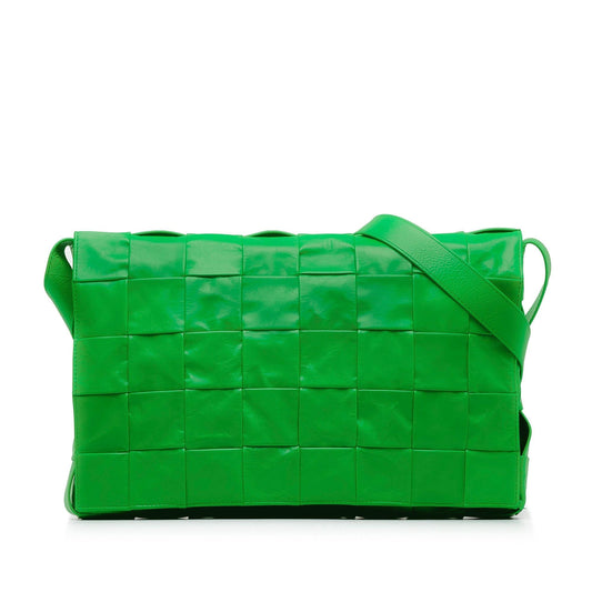 Luxury Bottega Veneta Maxi Nappa Intrecciato Cassette Crossbody (SHG-AzYMfO)