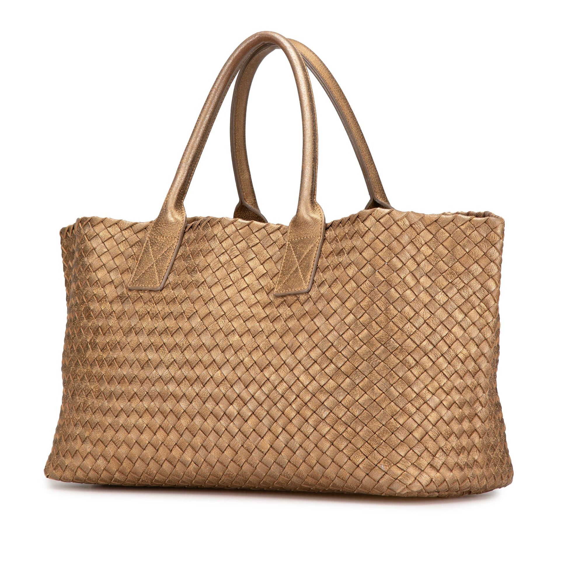 Luxury Bottega Veneta Medium Lambskin Intreccio Cabat Tote (SHG-PI5CzQ)