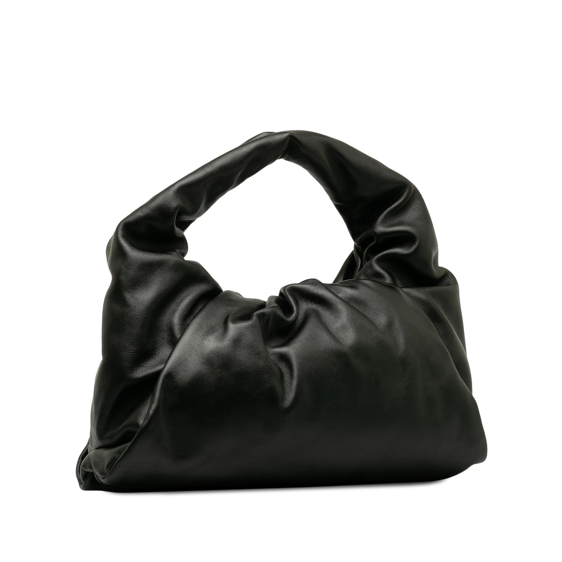 Luxury Bottega Veneta Medium The Shoulder Pouch (SHG-Ob0Yvz)