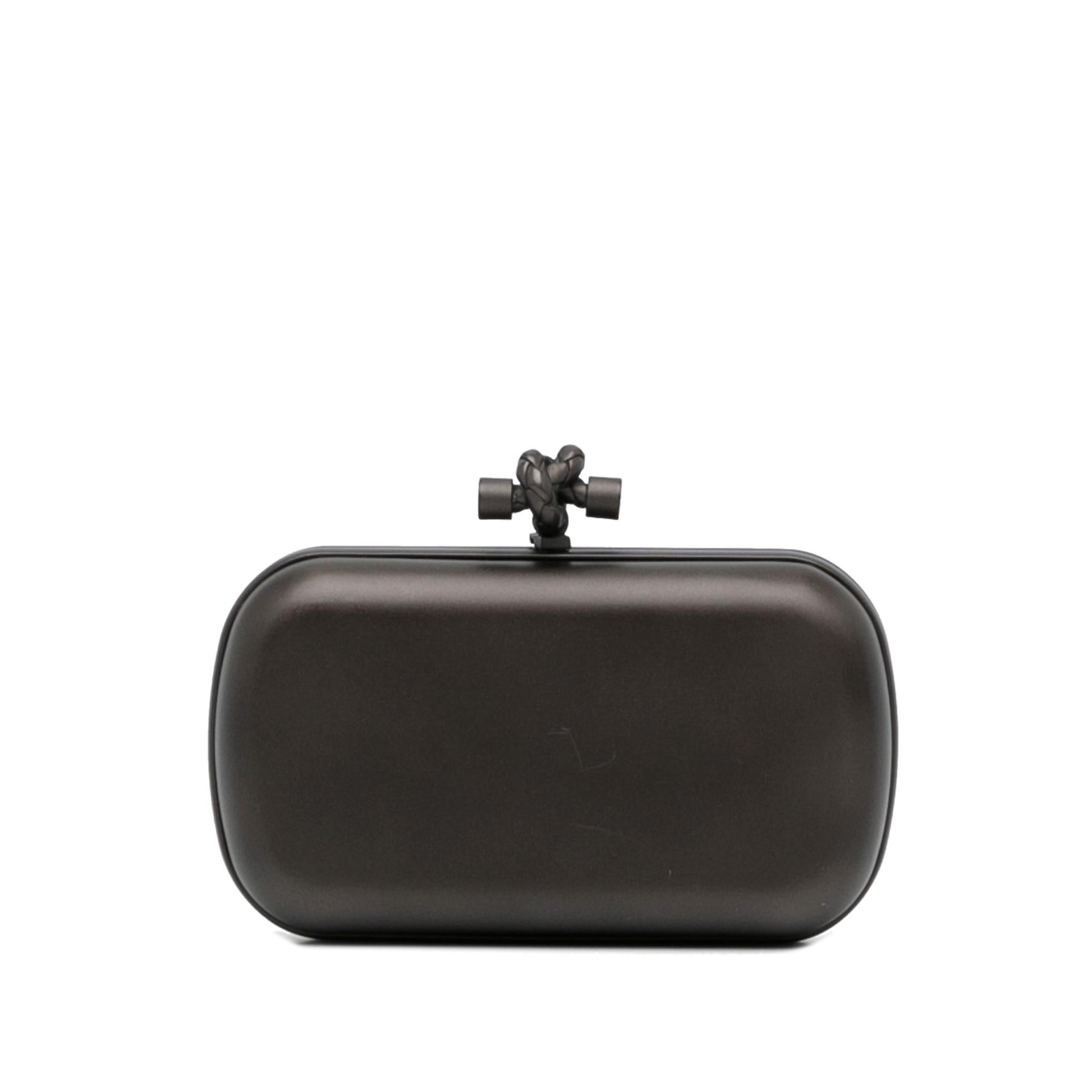 Luxury Bottega Veneta Mirror Lens Knot Clutch Bag (SHG-NEq0VY)